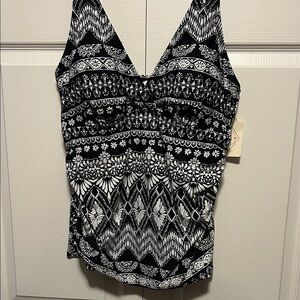 Black & White Patterned V-Neck Women's Swim Tank